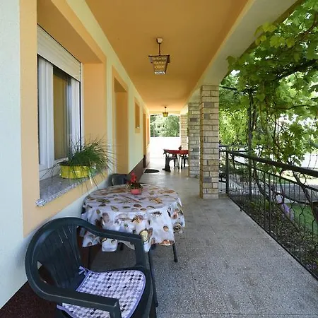 Rudy Apartman